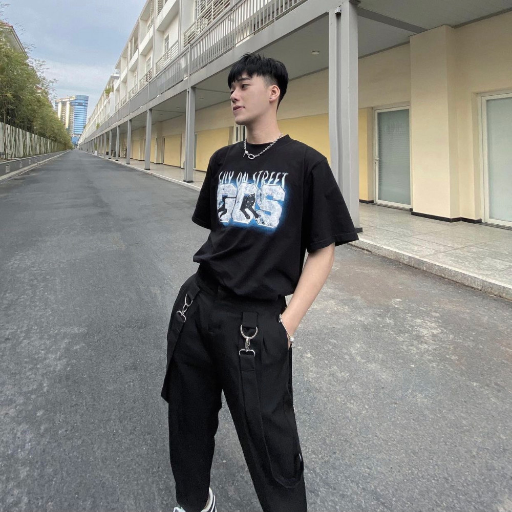 Áo Thun Eyes Cat Tee